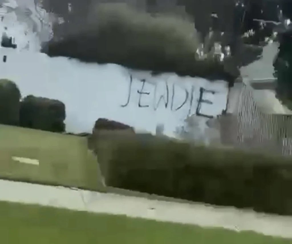 AustralianJA's tweet photo. WHAT HAS HAPPENED TO AUSTRALIA?

This message "JEW DIE" was left on a Jewish school in Melbourne, Mt Scopus College.

The crisis of antisemitism has been in part fuelled by the current Labor government being the most hostile to Israel we've seen coupled with its failure to implement necessary actions in law enforcement, on university campuses, dealing with Islamic hate preachers.

No reasonable Australian can support this.

History teaches us that a rise in antisemitism means a society in decline.
