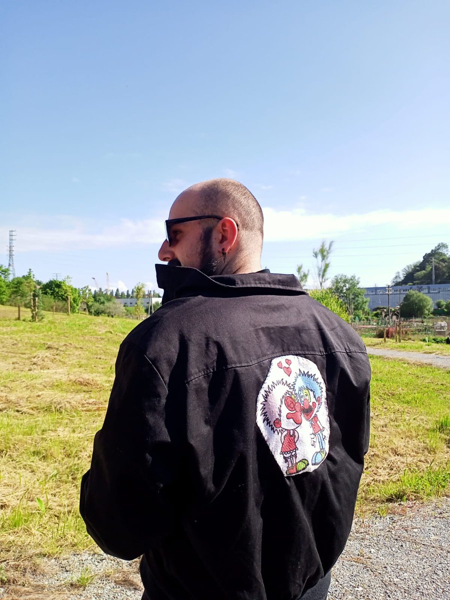 🌱Atzo landatu genuen Pirritx, Porrotx eta Marimototsek  oparitutako Pagoa.

Sustraitu dadila euskara bezainbeste!

Mila esker <a href="/KatxiporretaEus/">Pirritx Porrotx eta Marimotots</a> 💫