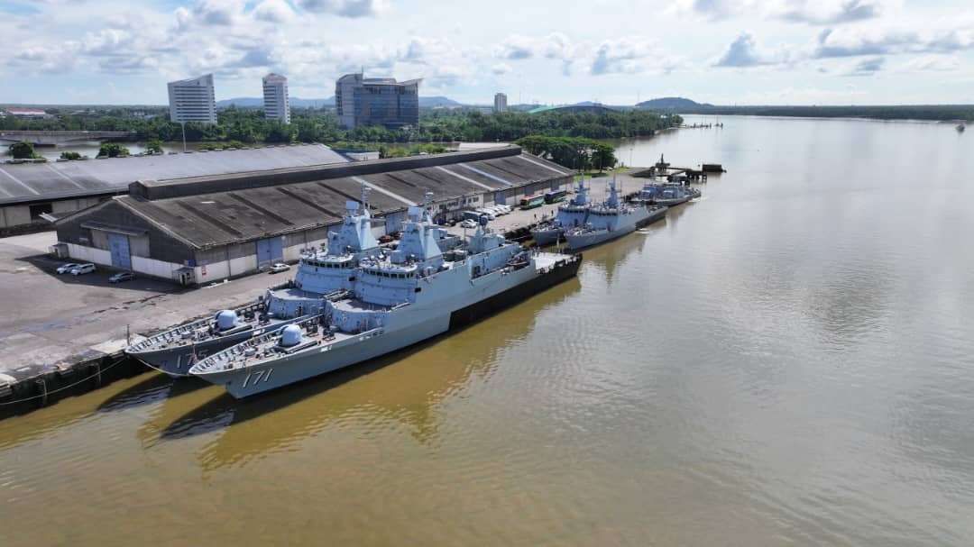 HQ Eastern Fleet tweet media