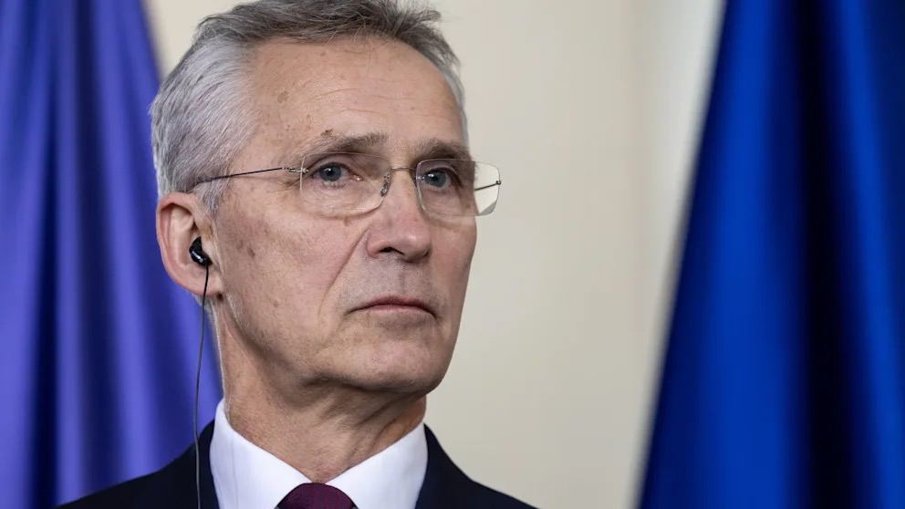 nexta_tv's tweet photo. China's help to Russia is crucial in war - Stoltenberg

"China says it wants to maintain good relations with the West. At the same time, however, Beijing is fomenting war in Europe. You can't have it both ways," Stoltenberg said in an interview with Welt am Sonntag. 

According to the NATO chief, there is a clear increase in sales of Chinese parts, microelectronics, and other technologies that Moscow uses to produce missiles, tanks, and airplanes.