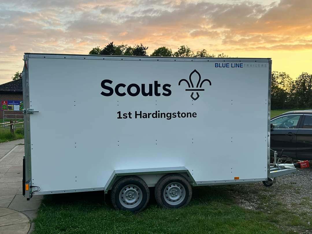 1stHardingstone's tweet image. Making its debut on camp is our brand new trailer.
Costing around £7500 it was bought with a grant given to us by #Nationwide . It greatly improves our ability to run camps. Thank you @AskNationwide

 #community #grants  #camping #scouts #trailer #northamptonshire #hardingstone