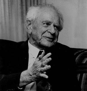 'La ciencia será siempre una búsqueda, jamás un descubrimiento real. Es un viaje, nunca una llegada'. Karl Popper #Fuedicho