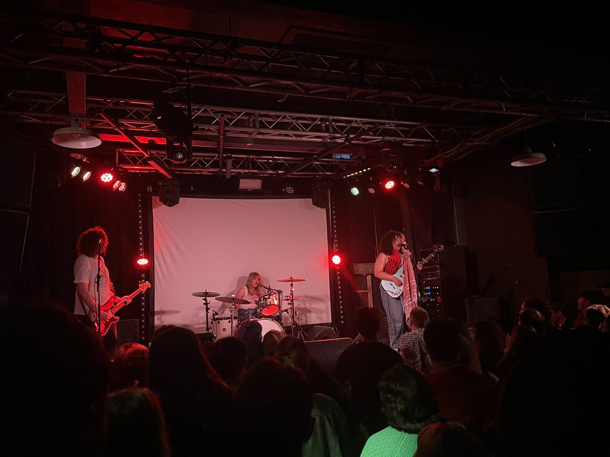 Our movement is louder than bombs. 

We stand with the artists, not the arms dealers.  We stand with the Palestinian people, not the profiteers.

The atmosphere at last night’s #MusicForACeasefire with <a href="/wearejustmint/">Mint</a> and <a href="/currlsband/">CURRLS</a> in Leeds was electric! 🇵🇸