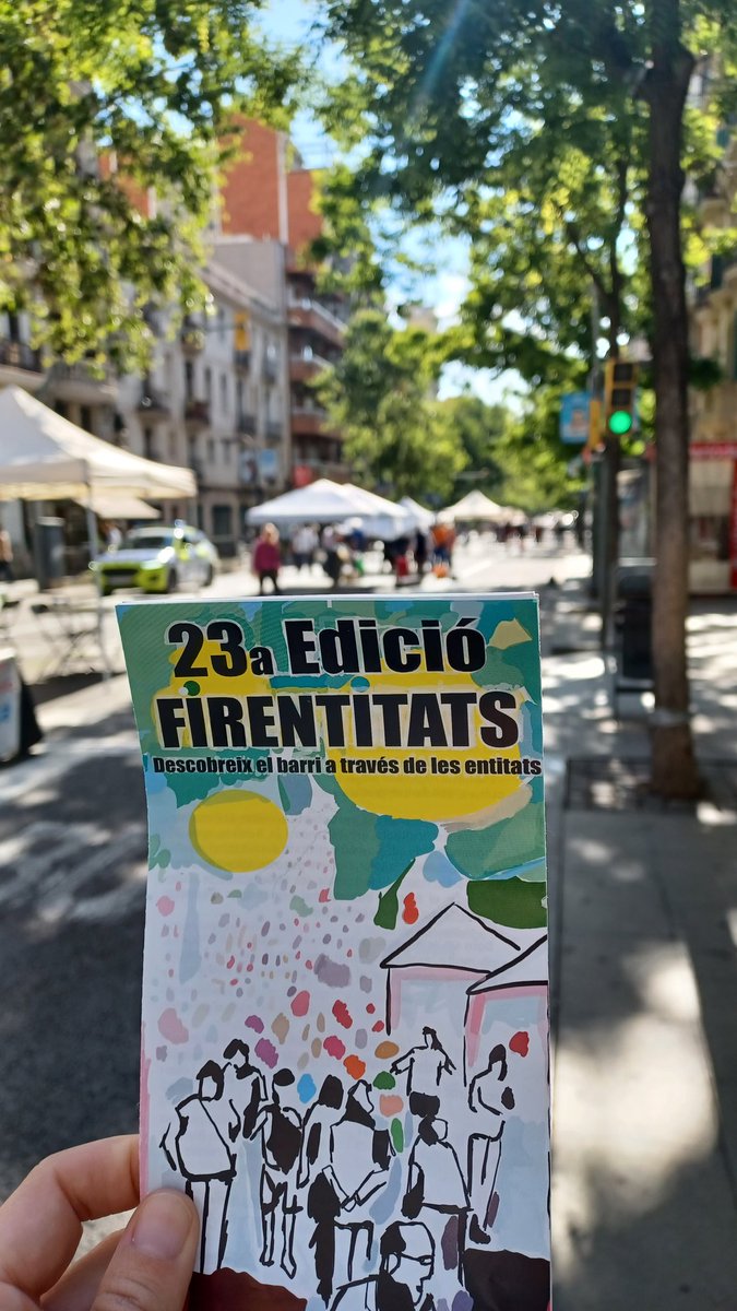 🥁Avui és #Firentitats, la gran festa de les associacions de #Sants #Hostafrancs i #laBordeta
🔥Som un teixit associatiu ric, viu, divers, cohesionat i amb molta empenta! 
📣Descobriu més de 120 entitats i gaudiu de 60 activutats durant tot el dia!
❤️Som #laforçadelesentitats!