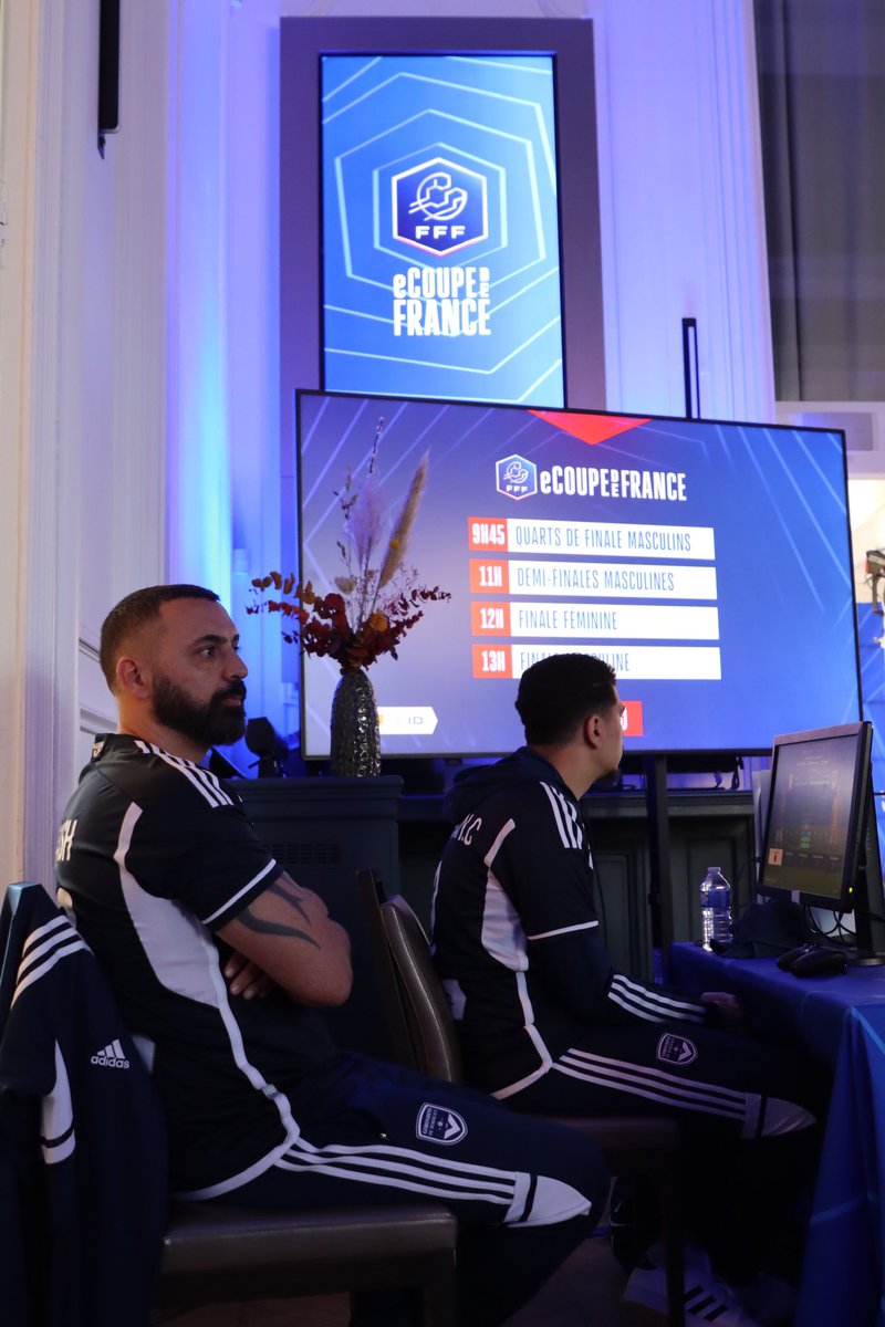 😡 Concentration maximale avant d’attaquer ce quart de finale 💙🤍

<a href="/MarwanMC9/">MarwanMC9 🇲🇦🇵🇸</a> et <a href="/BenKalash23/">Benoît "Kalash" Amédée</a> sont prêts 🫡

#eCoupeDeFrance
