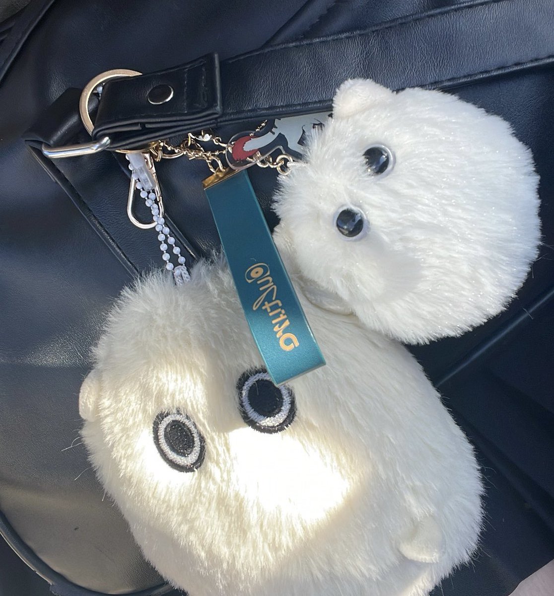 私のスクバが可愛すぎる🤦‍♀️

 #いぶなーと繋がりたい