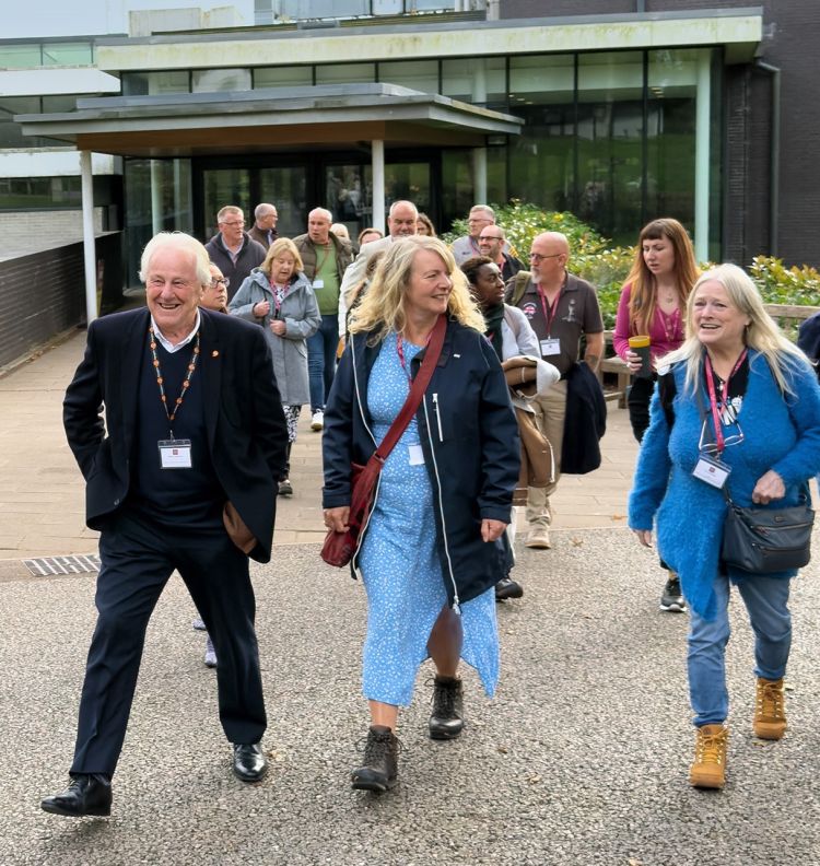 TUC Cymru 50: Pride and the miners’ strike dlvr.it/T7N2gd