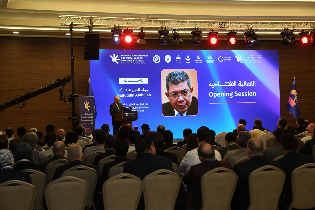 لقد كان مؤتمر التمكين الاقتصادي الذي نظمته سبع مؤسسات سورية، فرصة مهمة للحوار ومناقشة مسارات التمكين الاقتصادي والمجتمعي، وبحث خطوات واقعية تساهم في تفعيل مبادرة جادة في التدخل تساهم في تحقيق التمكين المستدام للمجتمعات المتضررة من الحرب والكوارث.
#اقتصاد #التمكين_الاقتصادي