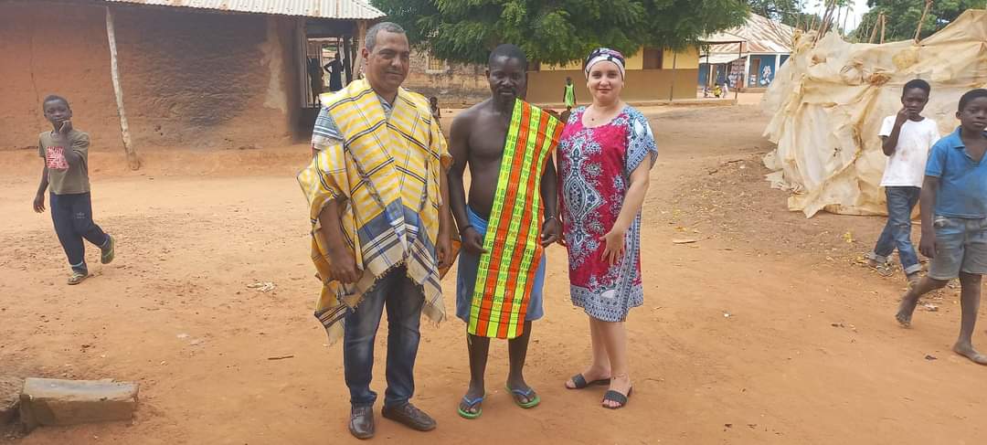 25 de mayo, Día Mundial de África. Los colaboradores cubanos en Guinea Bissau les rendimos  homenaje. #DiaDeÁfrica
#BMCGuineaBissau
<a href="/CubacooperaGb/">CubaCoopera Guinea Bissau</a> <a href="/cubaengb/">Embajada de Cuba en Guinea Bissau</a>