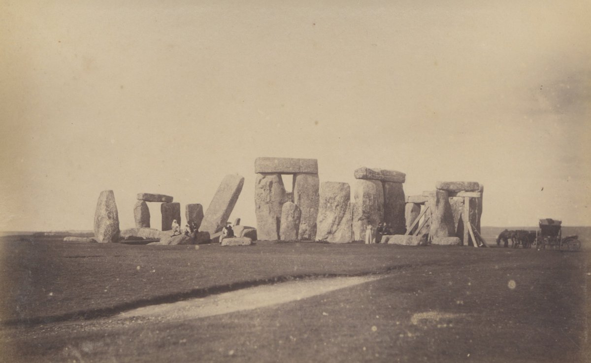 A superb exhibition of photography by Ernest Farmer is currently on display at @WiltshireMuseum. In the early 1890s Farmer created a photo album containing 111 views of Wiltshire, Dorset and Somerset - including this shot of Stonehenge from the East. wiltshiremuseum.org.uk