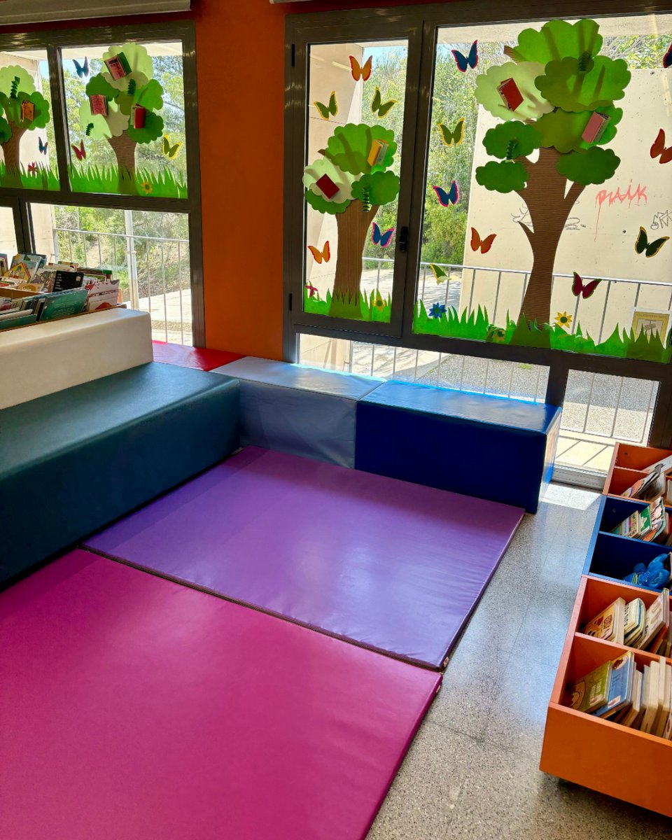 Biblioteca Montgat tweet media