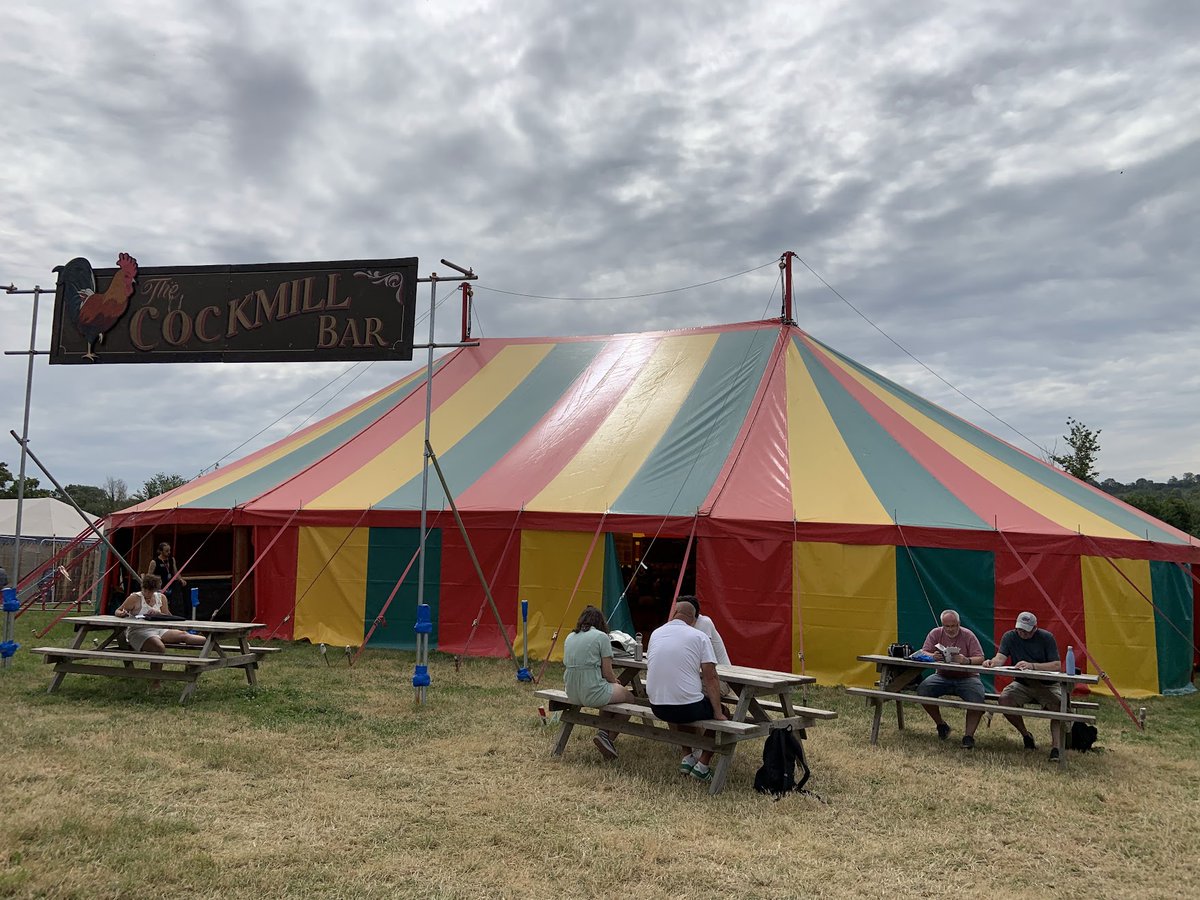 Bar Crawl Alert! This year we are going to start the bar crawl on Wednesday afternoon once people have set up. See you in the fields! glastonburytips.com/glastonbury-fe… #glastonbury2024 #glasto2024 #glastonbury #glastonburyfestival #glasto #glastofest #glastophoto #glastonburyinfo