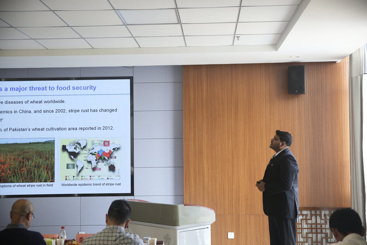 FarhanGoher's tweet photo. A long struggling journey goes to the finality. Yesterday, I successfully defended my Ph.D dissertation &amp; joined the Ph.D doctors club🤗🎓Thanks to GOD, my parents, siblings, my fiance Dr. Faiza Khan, my supervisor &amp; wishers for their love &amp; guidance❤️
#academictwitter 
#phdlife https://t.co/faDT5lq6qA