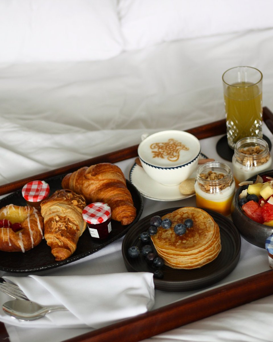 GrandBrighton's tweet photo. A weekend well spent always includes breakfast in bed ​🥐 https://t.co/txFPtSxdoe