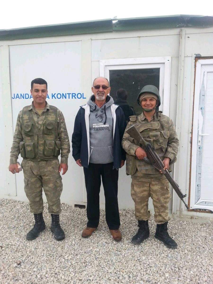 brahimc14878561's tweet photo. Besniliyim

Ben Türküm
Ben Kürdüm 
Ben Çerkezim 
Ben Ermeniyim
Ben Arabım
Ben Romenim
Ben Trakyalıyım
Ben Çanakkaleliyim
81 ili yüreğimde taşırım
Ben ATATÜRK'ten bırakıt
Gaziantep kurtuluşunda zaferler yazmış
Üretkenliği ile varolmuş
Bir yerleşkeyim
Ben Anadoluyum
#İbrahimÖcal https://t.co/beb3qNI6I7