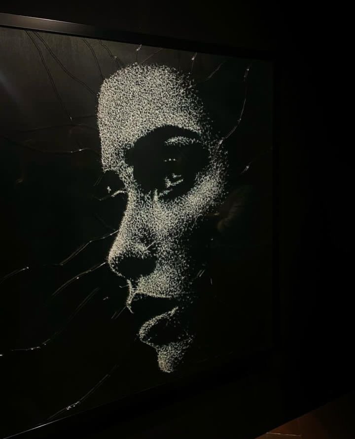 simonbergerArt's tweet photo. The challenge of portraiture, in my eyes, hovers somewhere around technical precision and emotional depth with each blow of the hammer. https://t.co/yTIhMa20tr