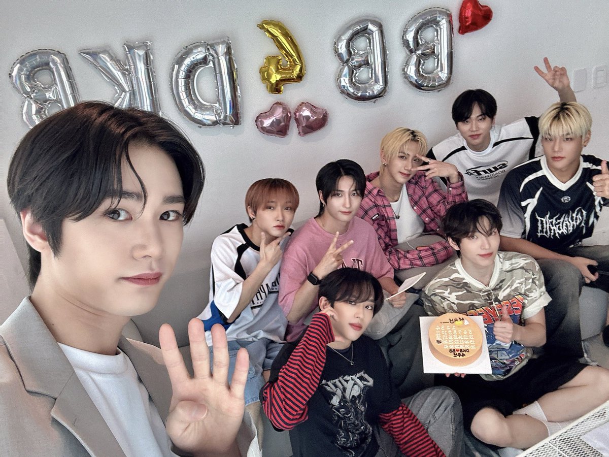 SeoulHaroo's tweet photo. #다크비 #DKB #BBDAY #DKB_BB_4EVER https://t.co/PlzkdD1JQo