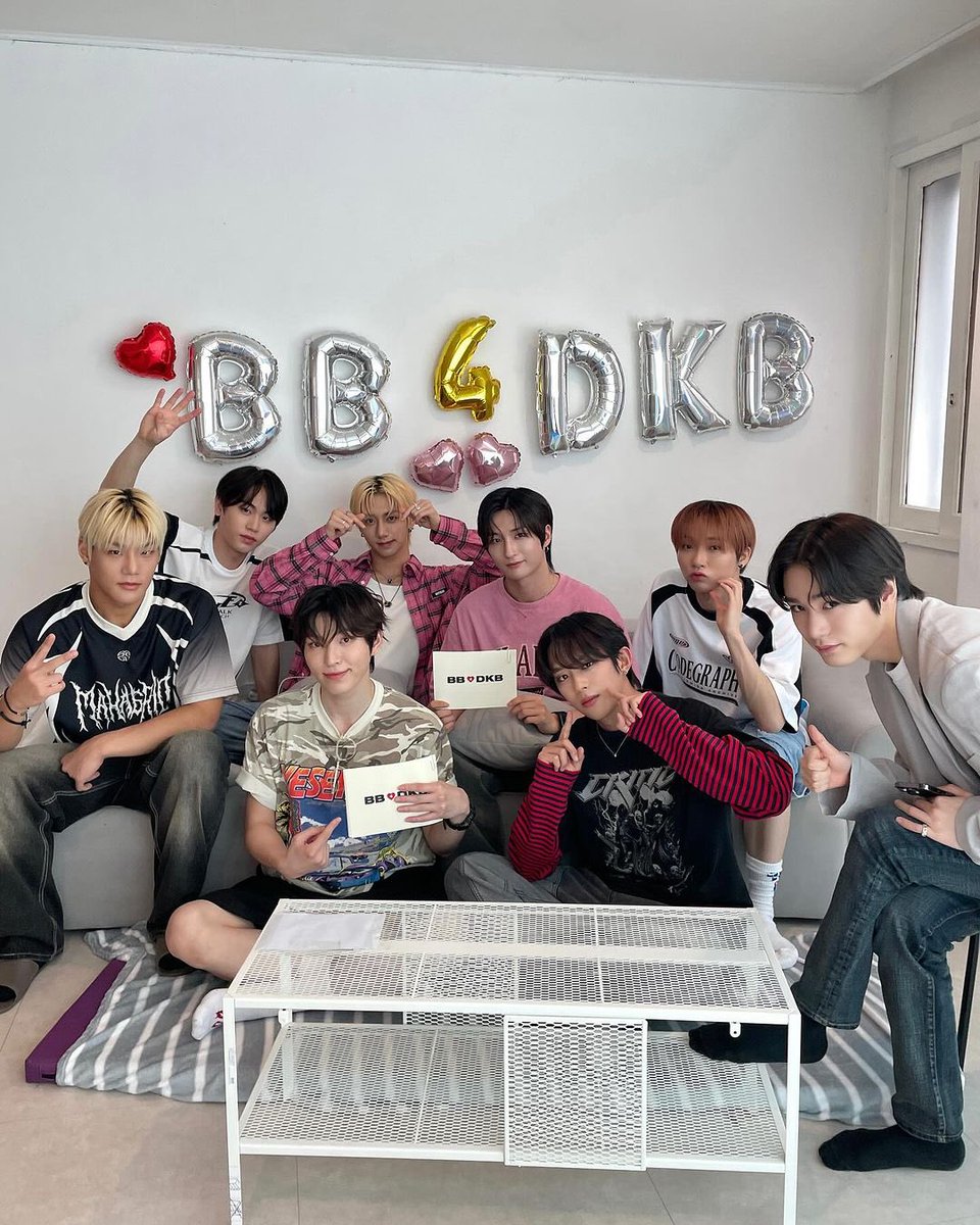SeoulHaroo's tweet photo. #다크비 #DKB #BBDAY #DKB_BB_4EVER https://t.co/PlzkdD1JQo