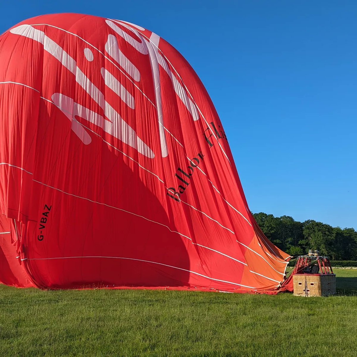 Sean McDonald (@seanm_odp) on Twitter photo At the 9th attempt (4 years) we finally got to go ballooning this morning. A really surreal experience up to 3000 feet!
Thanks to Damon and the team <a href="/VirginBalloons/">Virgin Balloon Flights</a> #ballooning #hotairballoon At the 9th attempt (4 years) we finally got to go ballooning this morning. A really surreal experience up to 3000 feet!
Thanks to Damon and the team <a href="/VirginBalloons/">Virgin Balloon Flights</a> #ballooning #hotairballoon
