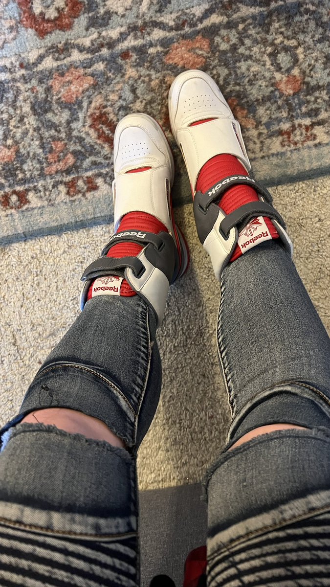 reebok self lacing shoes