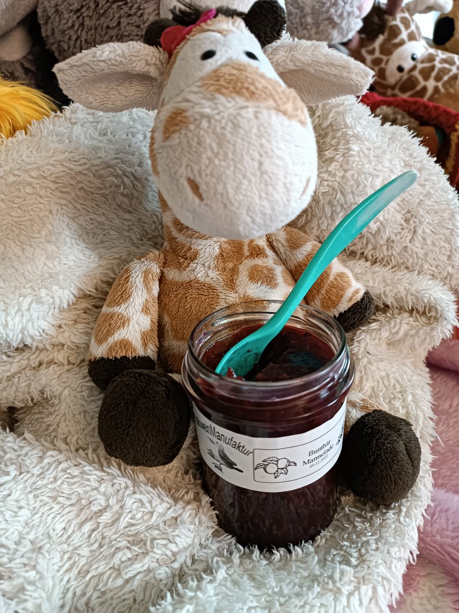 Mmmmmmmmh ich liebe Marmelade 😍😍 danke <a href="/Strickdings/">MonaMöwe, die Plüschbande🐪🐑🦀🐑und Gäste</a>