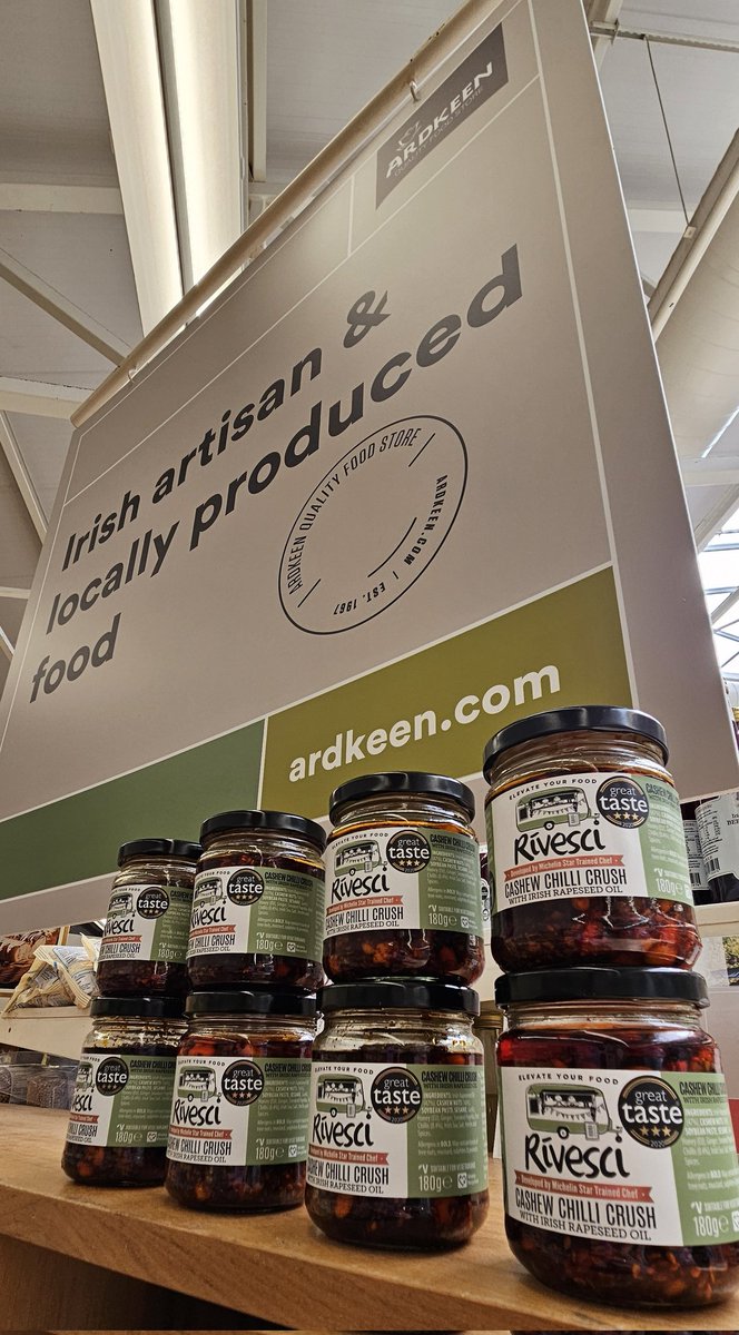 Rívesci tweet media