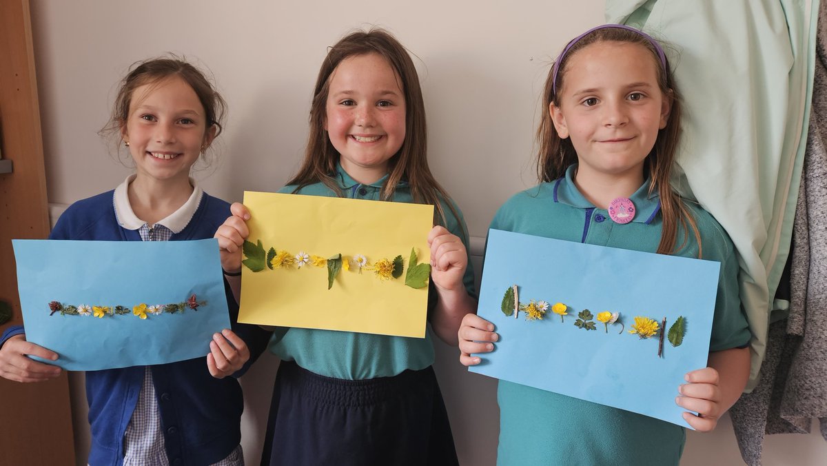 missffwilliams's tweet photo. Diolch i'r dair yma am rannu eu gwaith cymesuredd gyda mi. Hyfryd gweld eich bod yn gwneud y mwyaf o'r tywydd braf! ~ Thanks to these 3 for sharing their symmetry work with me. Great to see you are making the most of the outdoors and the lovely weather! ☀️🌼🌱 @MrSRDavies1 https://t.co/5tzyJ75ahK