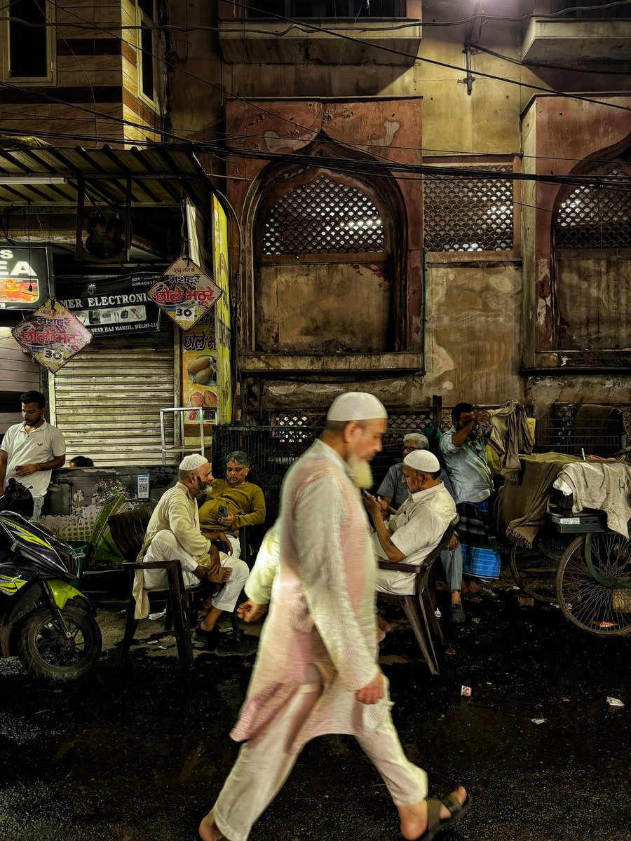 Chandanphoto's tweet photo. Shahajahanabad • Summer • 2024 

#Delhi #OldQuarters #ShotOniPhone15ProMax https://t.co/BOVb6TgHF1