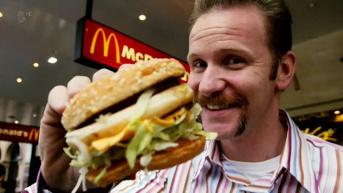 webtekno's tweet photo. 1 ay boyunca McDonald's yiyerek fast-food ürünlerinin zararlarını anlattığı, "Super Size Me" adlı Oscar adaylı belgeseliyle tanınan Morgan Spurlock, 53 yaşında hayatını kaybetti. https://t.co/uG5Tjt4Buo
