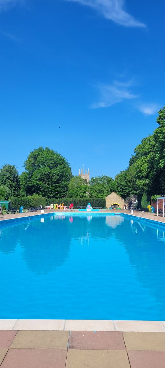 bournepool's tweet image. What a stunning day for opening for the season 🏊‍♂️💦🌞