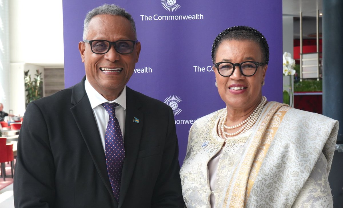 PScotlandKC's tweet photo. I had a productive meeting with The #Bahamas Minister of Health and Wellness, @dr_darville, on the importance of building resilient health systems and addressing the climate-health nexus. #CommonwealthHealth https://t.co/OJa5KTKKL9
