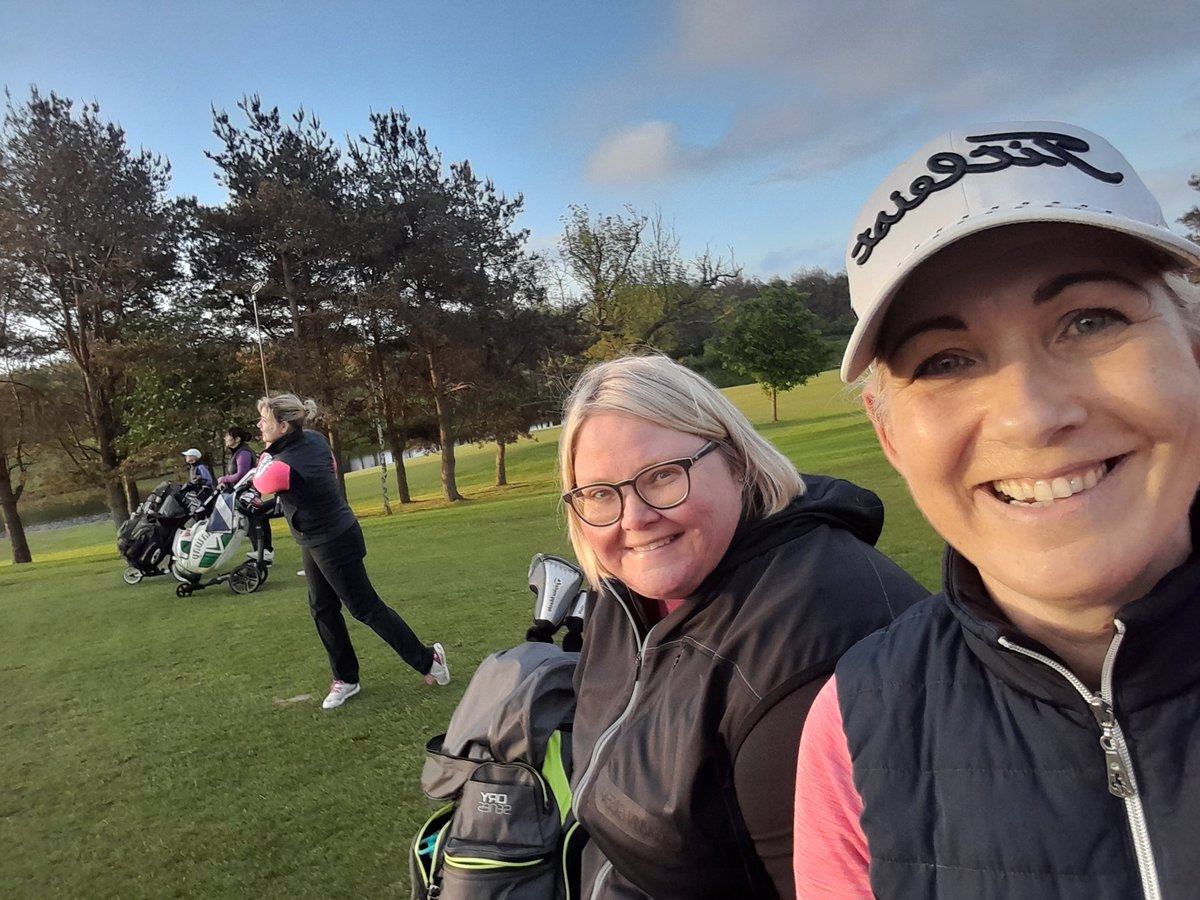 After a few days of 🌧🌧 great to see the sun again. Friday night #golf <a href="/NewmacharGC/">Newmachar Golf Club</a>  <a href="/VisitScotGolf/">VisitScotland Golf</a> #FridayMemories #fridayvibes