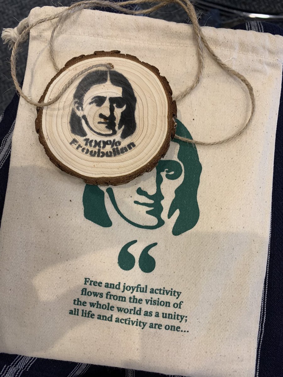 GillianGriff15's tweet photo. Ready to be inspired @froebelfutures https://t.co/WO6tM6j7LD