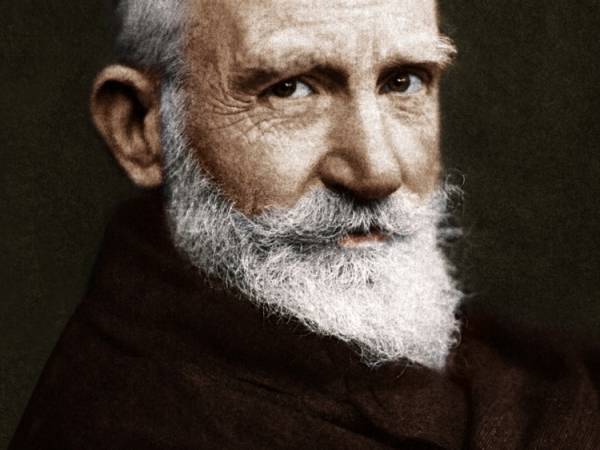 'La juventud es una enfermedad que se cura con los años'. George Bernard Shaw #Fuedicho