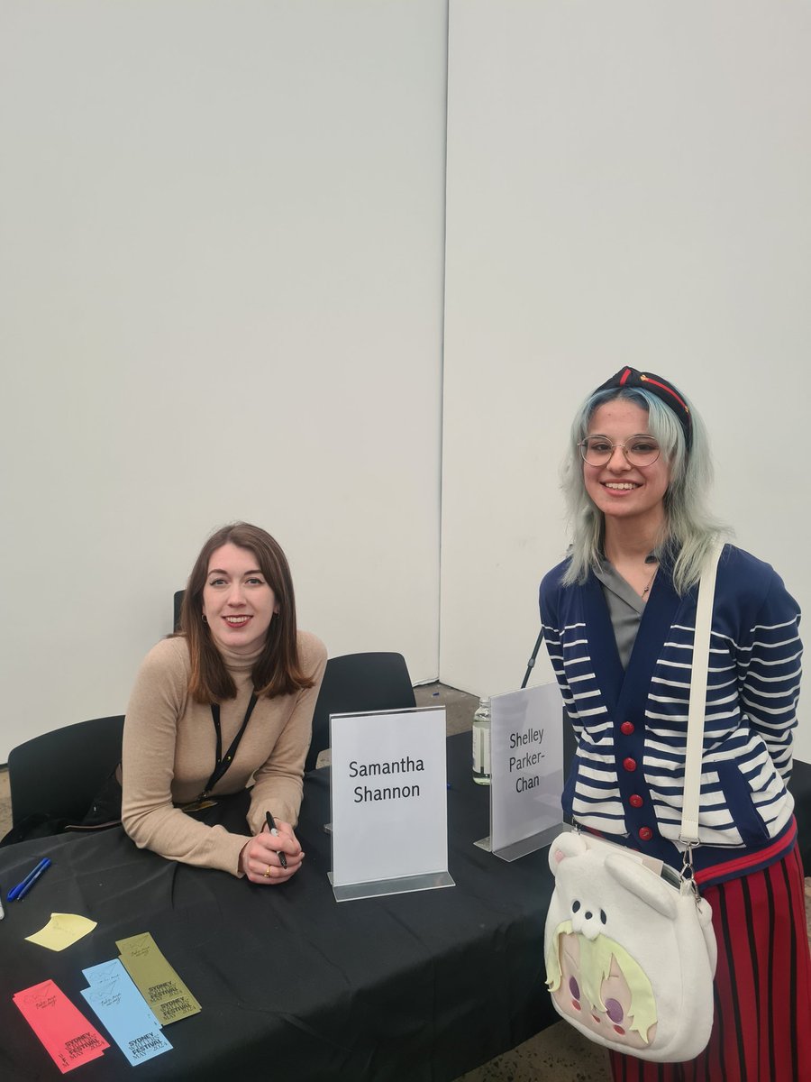 coffiiico's tweet photo. #sydneywritersfestival was just the best time ever.... I feel so honoured to be able to meet these people who's books I just adore so much and so lucky that there was some of my favourite people ever panelling!!! It was such an experience🥹❣️
#rootsofchaos
#darkrise
#onlyamonster https://t.co/p5C94Zriu8