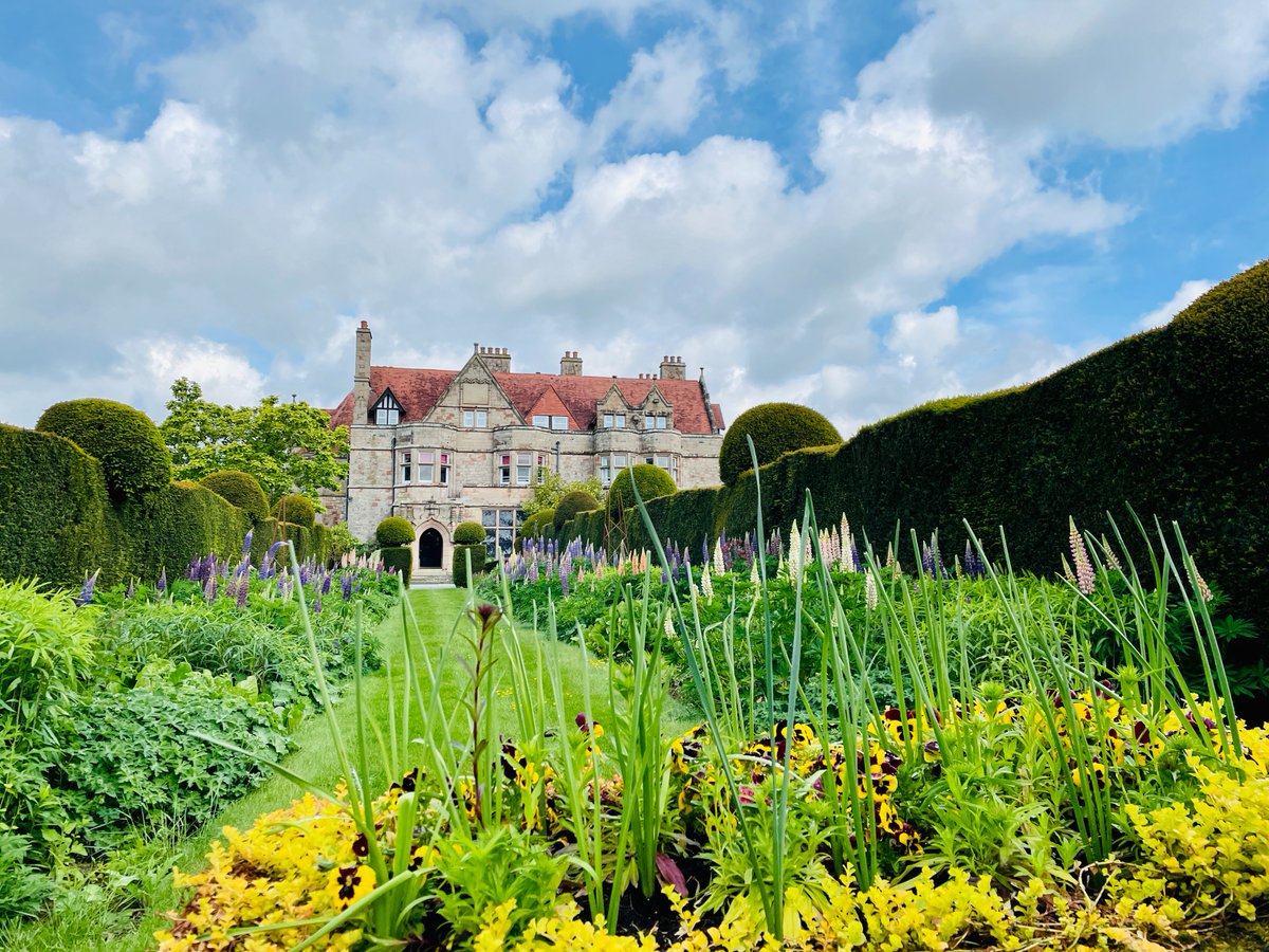 Our Packwood site in beautiful bloom. Wishing all of our pupils and staff a most enjoyable half term break. #LifeAtPackwood