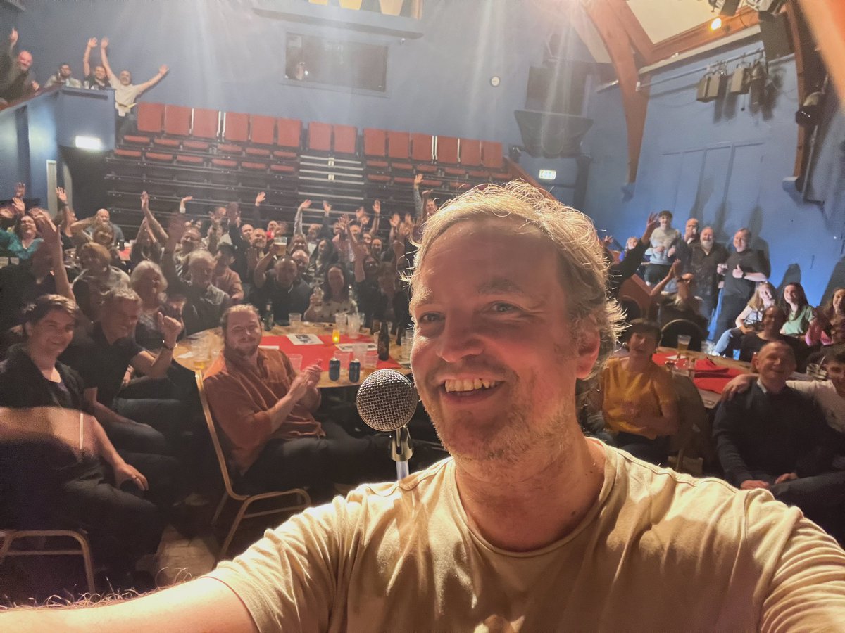 Thanks for a brilliant night on the Isle Of Man @erinartscentre @butfirstpromot1! Next stop @partyinthepews tomorrow cinemaclive.co.uk/product/PartyI…