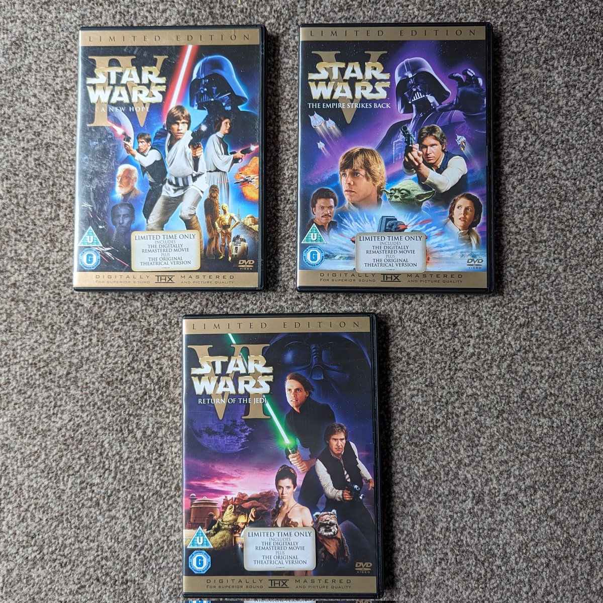 punx4life's tweet photo. Finally. I now own the only ever disc versions of the original unaltered films ever made. These themselves taken from the Laserdisc master. #starwars #unaltered #hanshotfirst #dvd #physicalmedia #limitededition https://t.co/l6NTKWMwg5