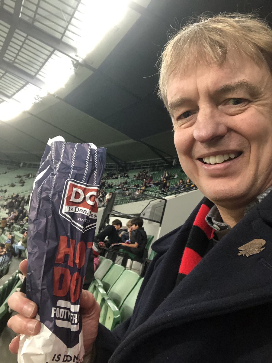 golfon5's tweet photo. #afltigersdons #IsDonIsGood #dreamtime Getting ready! Excited. Go Bombers! #MCG #MCC https://t.co/VB3FUbT5oi