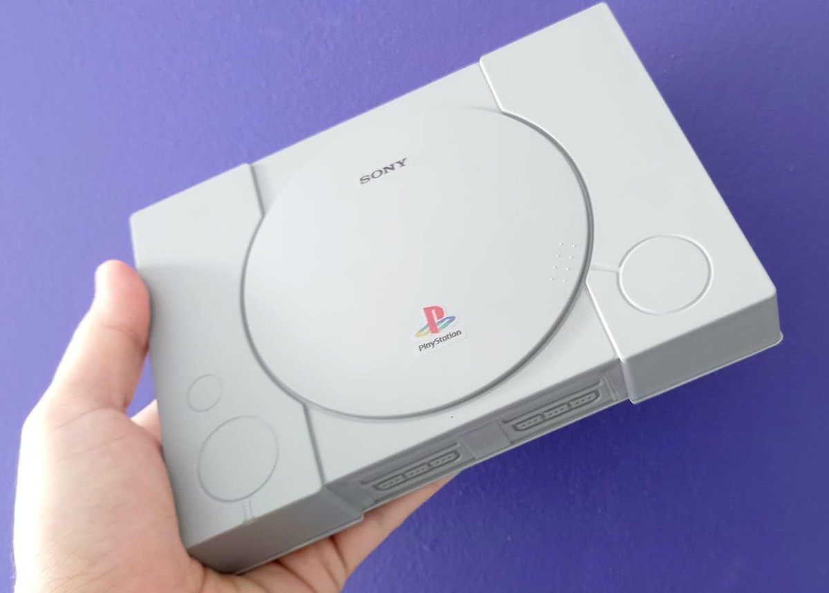 GameReporter's tweet image. 🎮 amzn.to/3VgFIUP / Mini Console Retrô Super 3D Games Retro com 93 mil jogos. Confira!