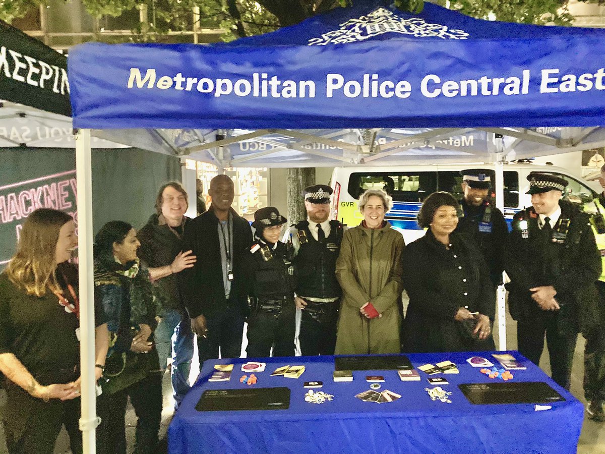 mayorofhackney's tweet image. We have an exciting night life in #Hackney and a growing number of accredited venues working in partnership to keep everyone safe. 

Great to visit the Hackney Nights welfare pop up with @sfajanathomas last night to see the support offered on the ground.

#DontCrossTheLine