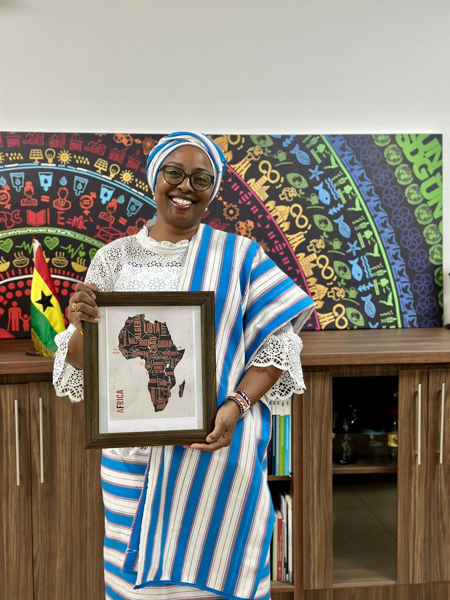 Happy #AfricaDay! Today, I celebrate Africa's rich hand-woven textiles from #Ghana popularly known as 'Kente'. My cloth made by weavers in Savelugu honors #African heritage and supports creative craftsmen and women who are keeping ancient traditions alive. #AU #AfricaDay2024