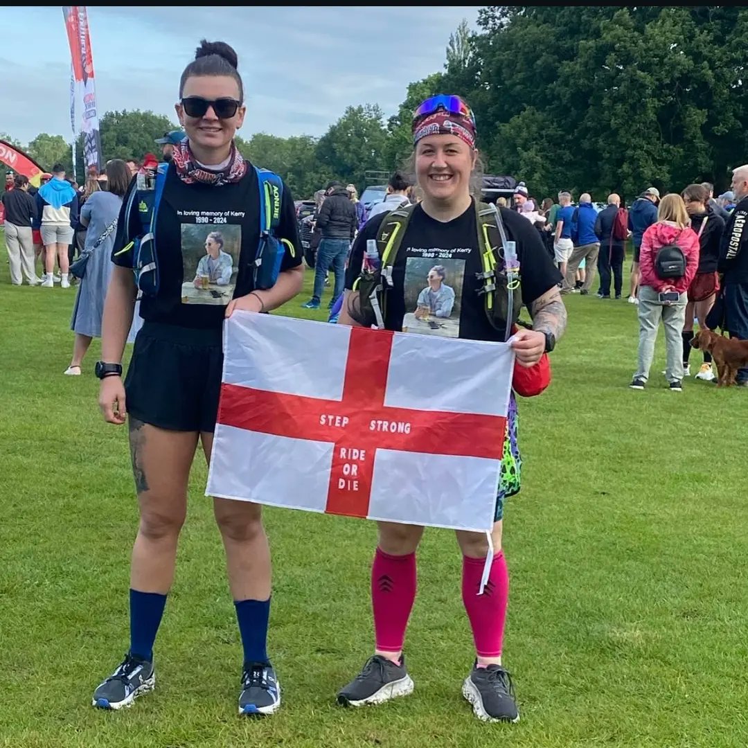 And they are off whooopppp Abi and Anna running the Brighton to London ultra marathon Absolute legends, and that's an under statement Please support them any way you can. Two great causes two Absolute warriors justgiving.com/fundraising/Ha… justgiving.com/fundraising/An…