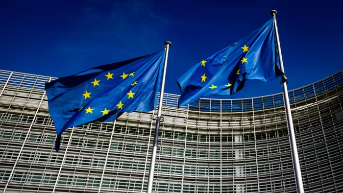 @guyverhofstadt Its OK - you can fly the Council of Europe Flag without needing permission. To be clear: the flag on the left here is the EU flag. The one on the right is the Council of Europe flag.