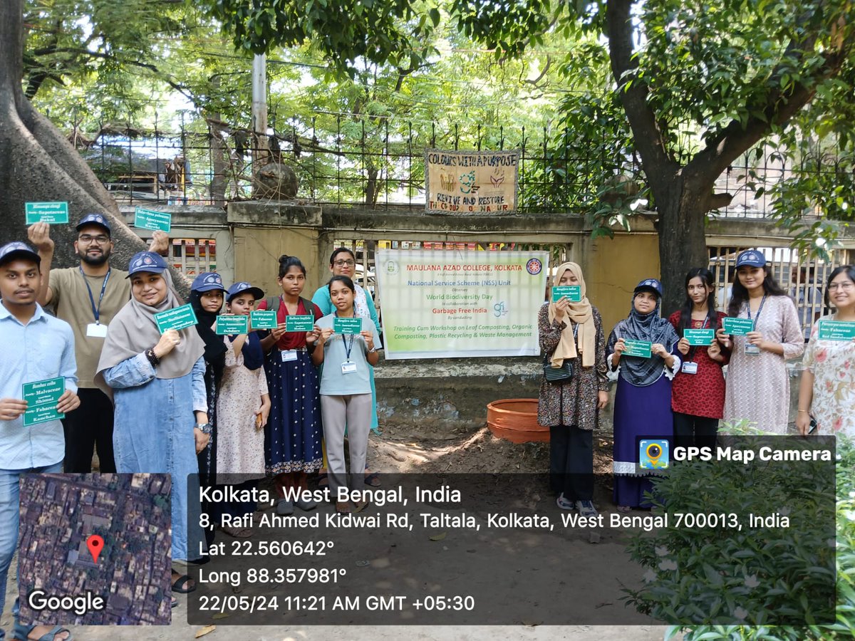 NSS Unit Of Maulana Azad College, Kolkata Observed World Biodiversity Day in collaboration with Garbage Free India. Several activities like trees marking by hanging nameplates, making birds feeders done in this Prog. @_NSSIndia @ianuragthakur @NisithPramanik @_NSSIndia