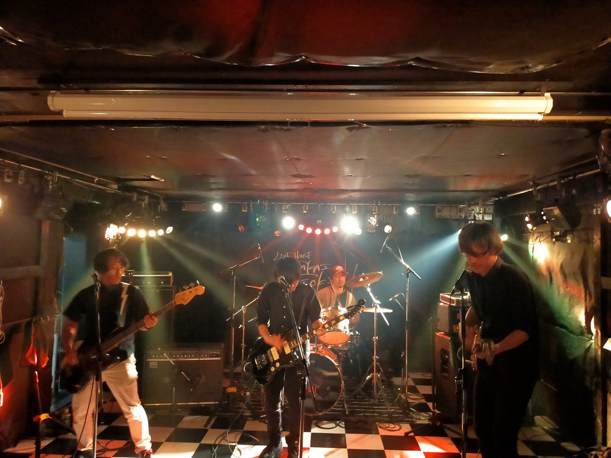 oshimoshimon2's tweet photo. 轟音、まさに轟音！
奈良県奈良市よりの刺客、
Skinny Love
四人体制で音圧すんごい https://t.co/gLL9F9g6v8
