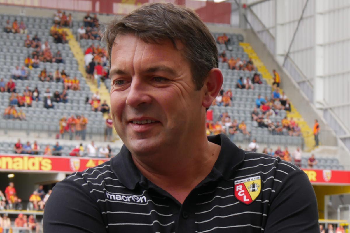 RCLeeens's tweet photo. Merci pour tout le travail que tu auras accompli au sein du RCLens.
Le club est revenu dans l’élite du football français, tout en ayant des résultats financiers et sportifs positifs.
On ne t’oubliera jamais, toi, Pouille, l’homme qui représentait nos valeurs. #RCLens https://t.co/Ku4zuOrjp7