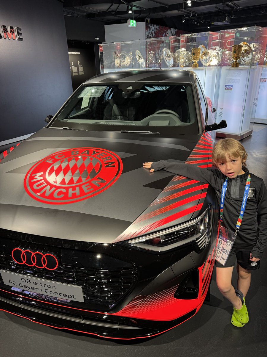 Luca checking out Vinny’s new  car!