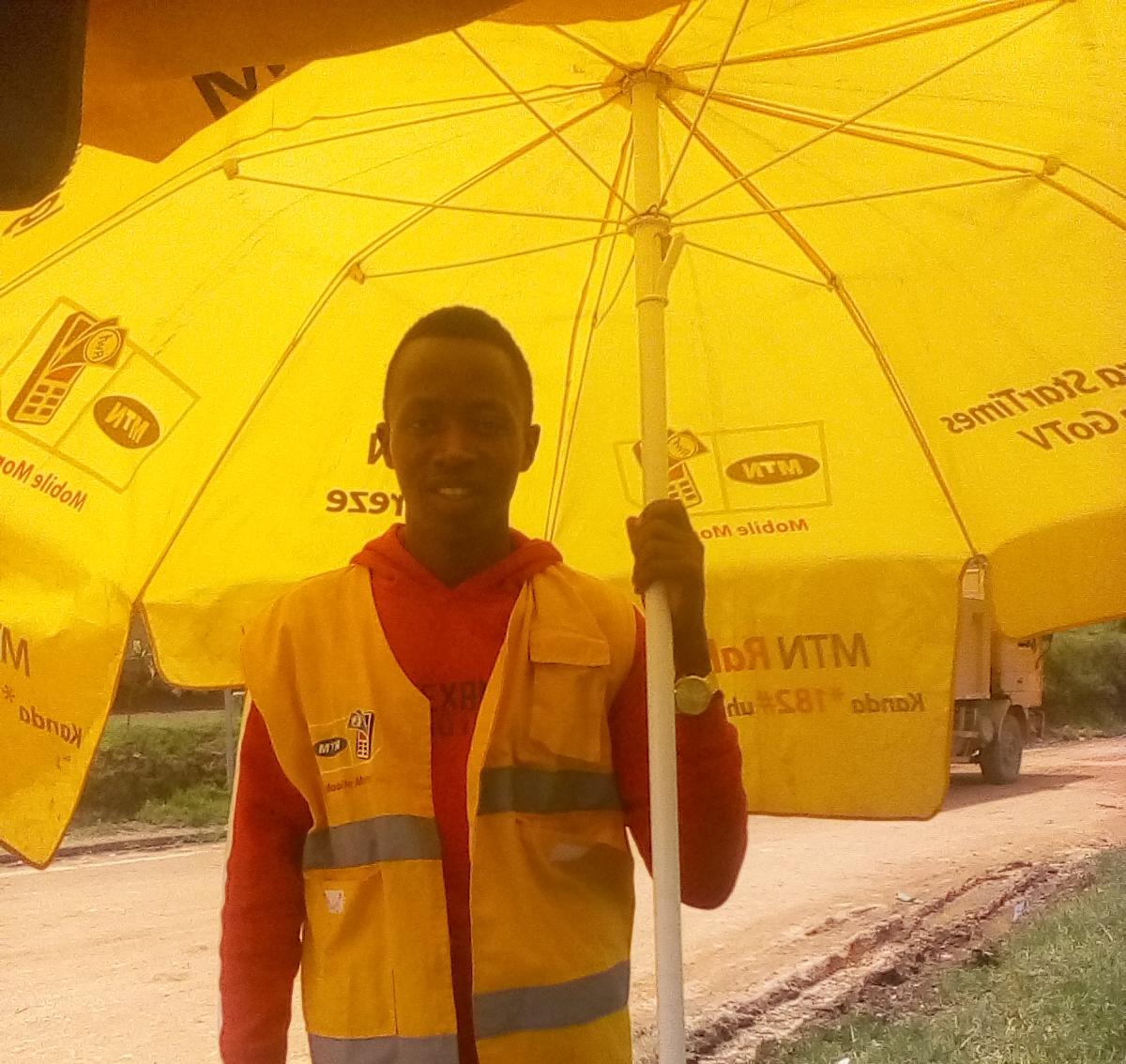 Sinzi ko President <a href="/PaulKagame/">Paul Kagame</a>  abibona ariko reka mbyandike Kandi nubisoma biragufasha ndabizi!

Ese koko ariya mashuri yiswe NINE YEARS &amp; TWELVE YEARS hari icyo amarira Abanyarwanda cg ni ibiraho bidafite agaciro?

Ubundi se wayiga ukagera kuki buriya? Ese hari umwana wawe