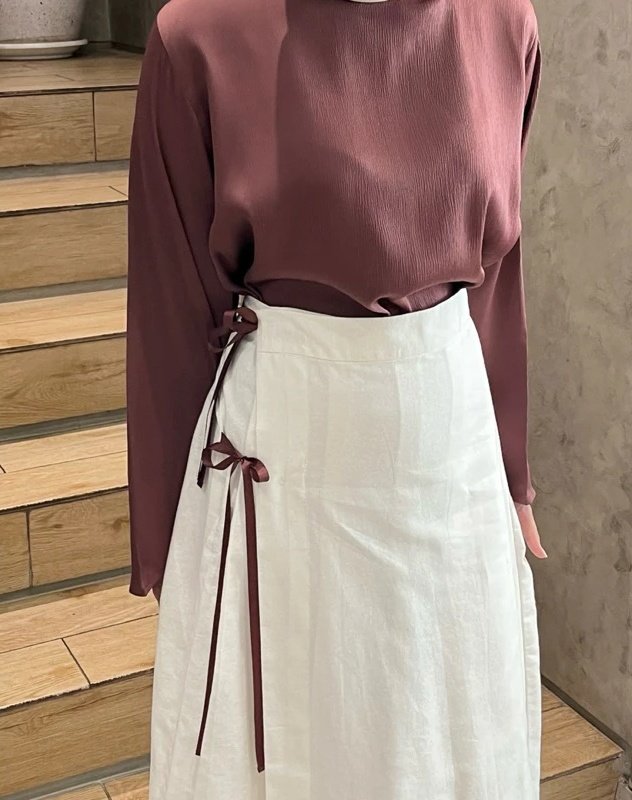 fl0o0weryiyi's tweet image. ♡⃕  ribbon skirt

— a thread